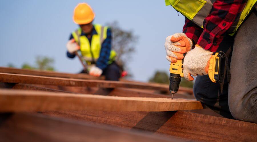 Professional gutter cleaning in Sebastopol, MS